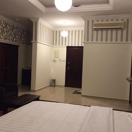 Al Denny Aparthotel Jeddah Exterior photo